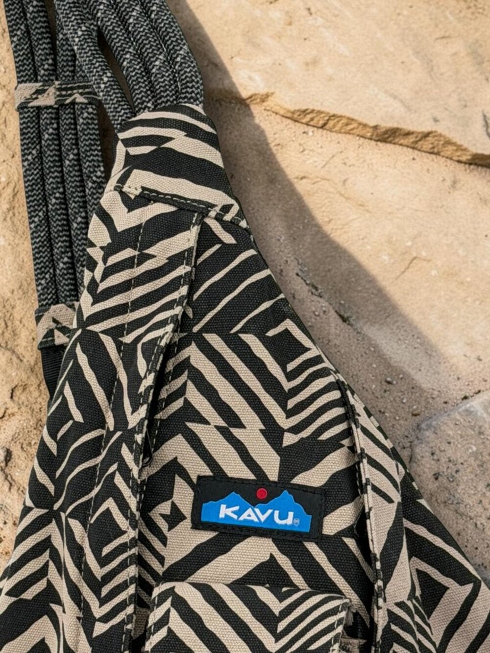 KAVU Original Rope Bag‎ Zebra Print Sling Backpack - Picture 4 of 6